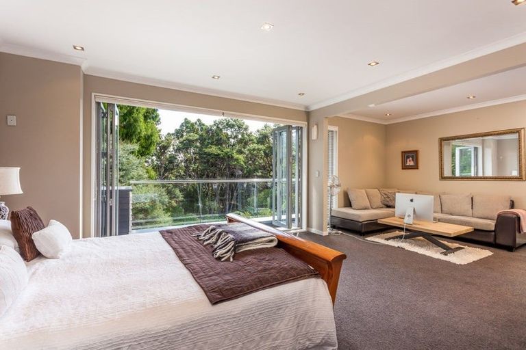 Photo of property in 111 Wirihana Road, Titirangi, Auckland, 0604