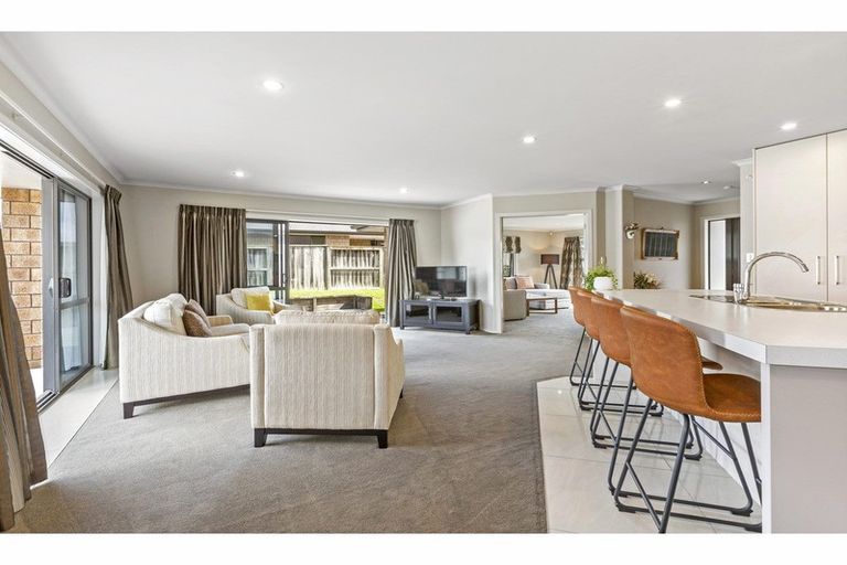 Photo of property in 13 Cole Thomas Place, Huntington, Hamilton, 3210