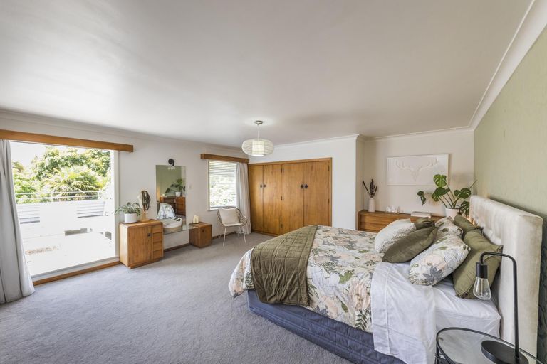 Photo of property in 546 Featherston Street, Roslyn, Palmerston North, 4414