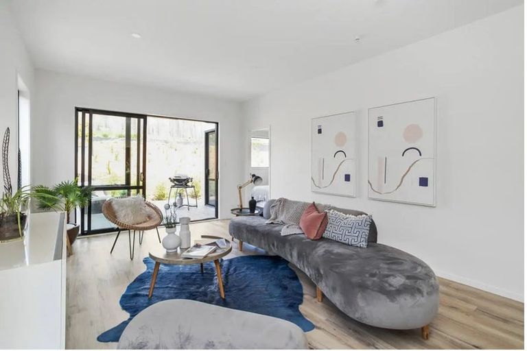 Photo of property in 19 Pukanui Avenue, Totara Park, Auckland, 2019