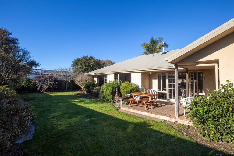 Photo of property in 12 Stagg Place, Brightwater, 7022