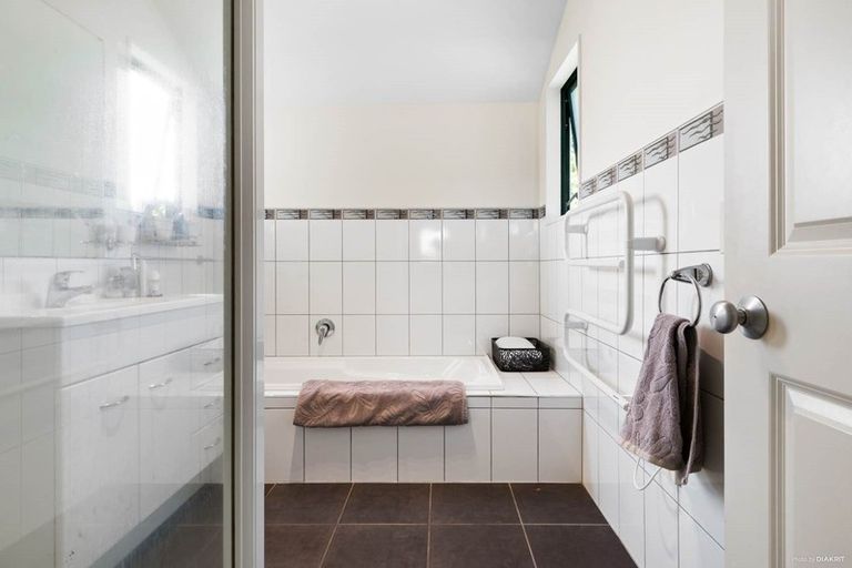 Photo of property in 31a Opaheke Road, Papakura, 2110