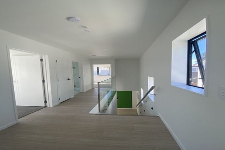 Photo of property in 94e Bay Street, Red Beach, 0932