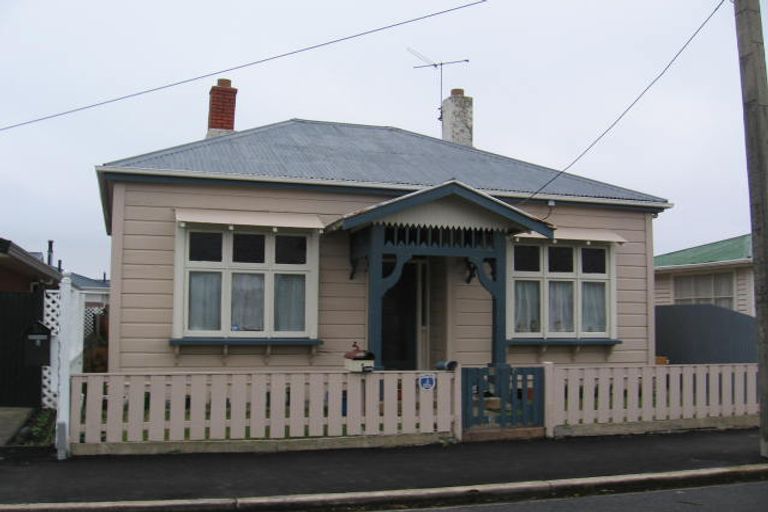 Photo of property in 9 Arney Street, South Dunedin, Dunedin, 9012