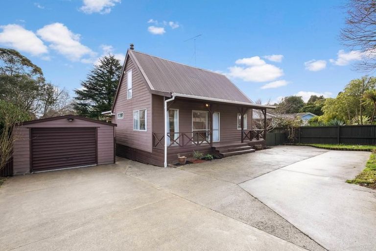 Photo of property in 27 Chrisarda Place, Red Hill, Papakura, 2110