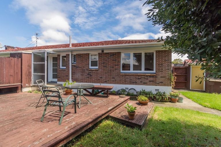 Photo of property in 89 Buckland Road, Mangere East, Auckland, 2024