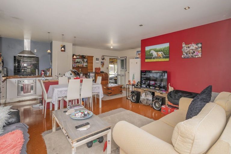 Photo of property in 32 Carina Way, Whitianga, 3510