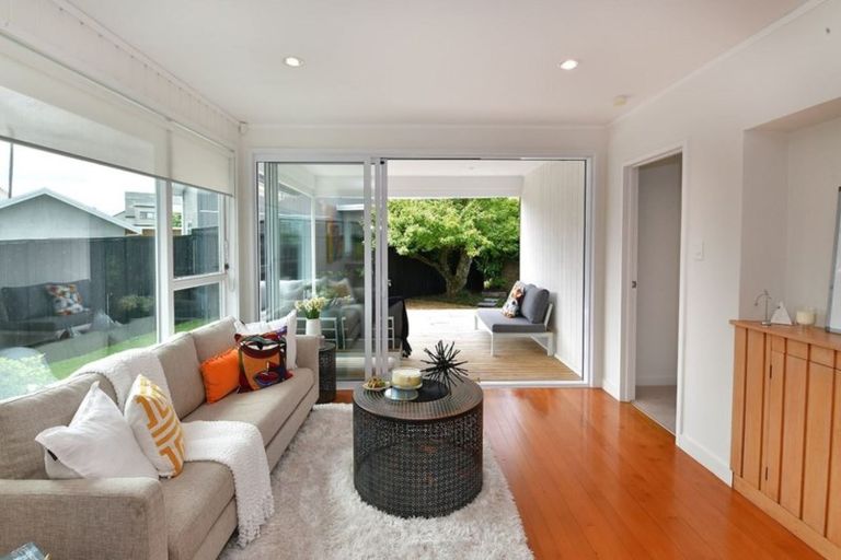Photo of property in 21 Laurence Street, Manly, Whangaparaoa, 0930