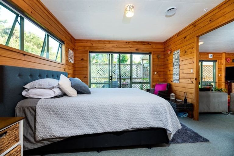 Photo of property in 2/53 Hellyers Street, Birkdale, Auckland, 0626