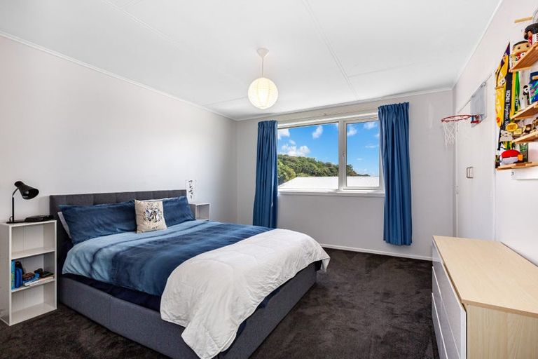 Photo of property in 50 Rawhiti Road, Pukerua Bay, 5026