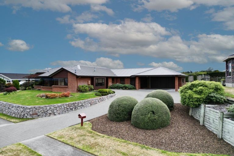 Photo of property in 80 Harvey Street, Waipahihi, Taupo, 3330