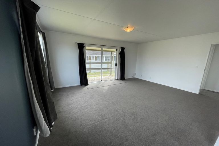 Photo of property in 60 Matai Street, Castlecliff, Whanganui, 4501