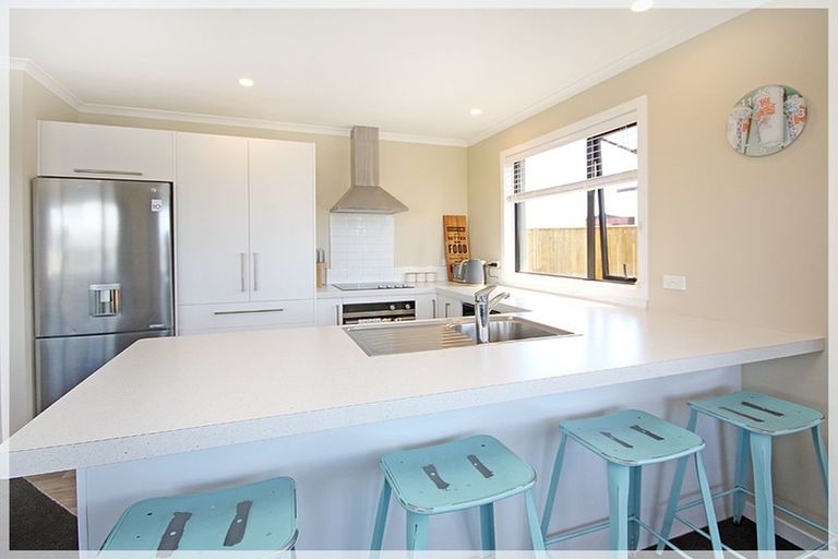 Photo of property in 5 Story Street, Foxton Beach, Foxton, 4815