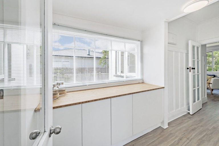 Photo of property in 16 Broadway Avenue, Waikuku Beach, 7473