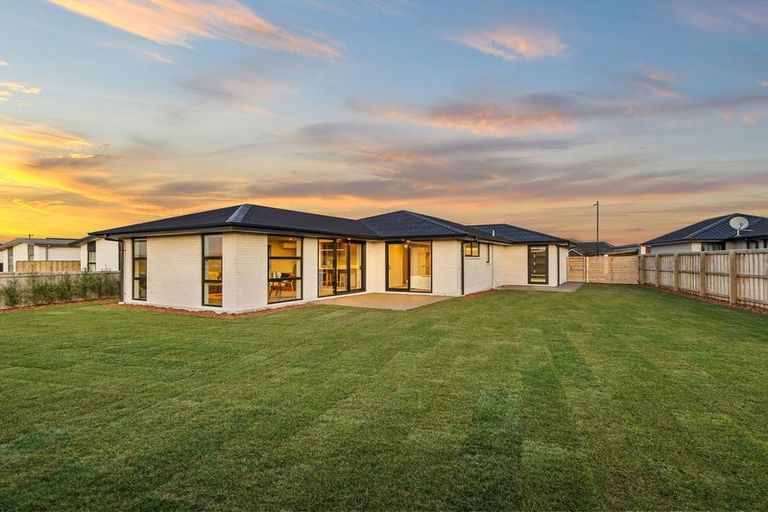 Photo of property in 7 Duporth Road, Rolleston, 7614