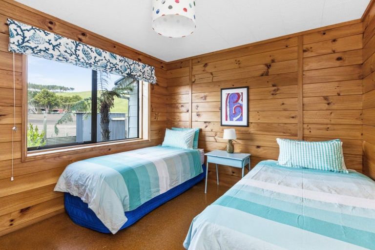 Photo of property in 61b Harper Road, Waimarama, Havelock North, 4294