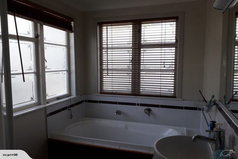 Photo of property in 110 Windsor Road, Bellevue, Tauranga, 3110