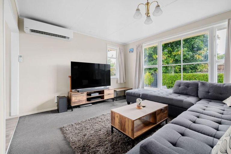 Photo of property in 9 Coleridge Drive, Enderley, Hamilton, 3214