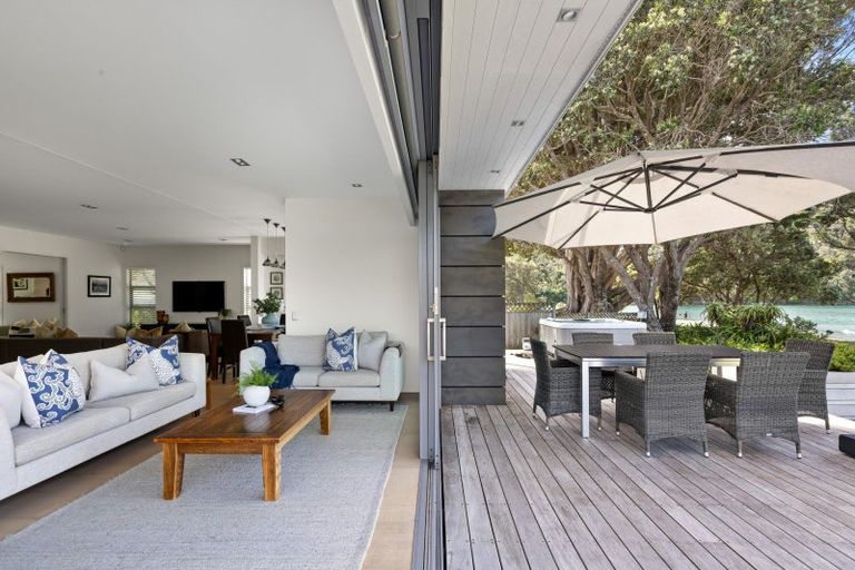 Photo of property in 28 The Strand, Waiwera, Orewa, 0994