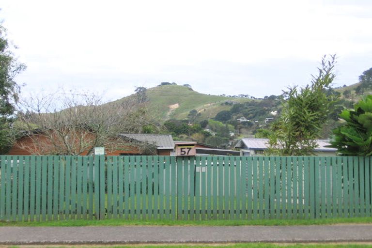 Photo of property in 57 Hahei Beach Road, Hahei, Whitianga, 3591