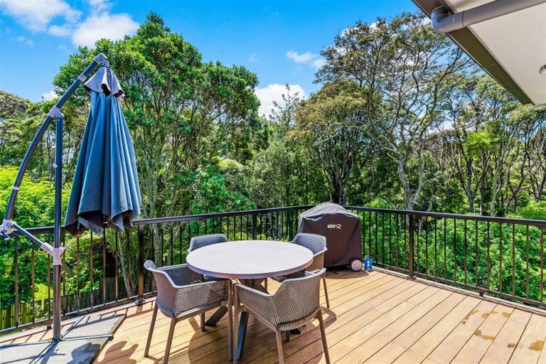 Photo of property in 63 Lynn Road, Bayview, Auckland, 0629