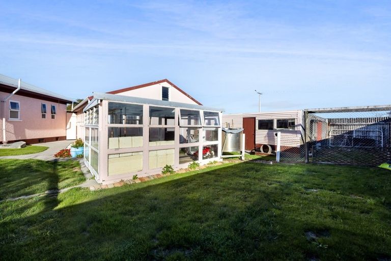 Photo of property in 389 Waihi Road, Normanby, Hawera, 4614