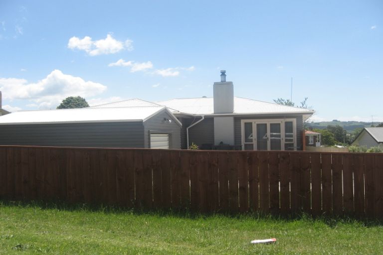 Photo of property in 15 Dunlop Road, Te Puke, 3119