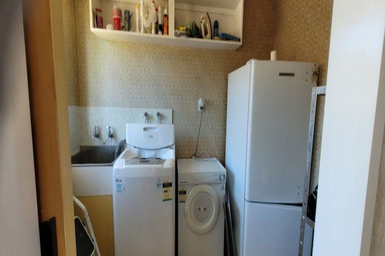 Photo of property in 11 Westmoreland Place, Cromwell, 9310