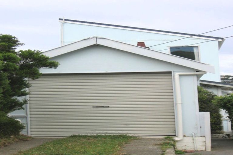 Photo of property in 36 Lonsdale Crescent, Rongotai, Wellington, 6022