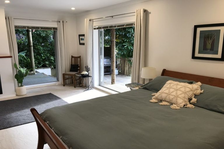 Photo of property in 44 Colmar Road, Mellons Bay, Auckland, 2014