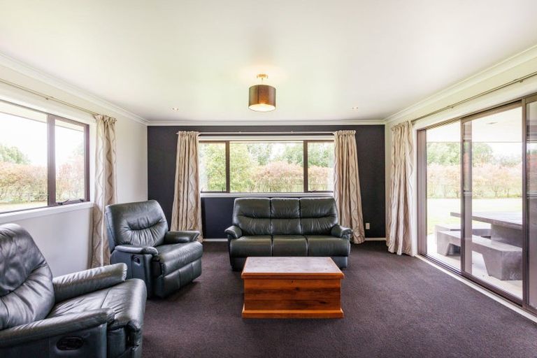 Photo of property in 707 Aranui Road, Kairanga, Palmerston North, 4475