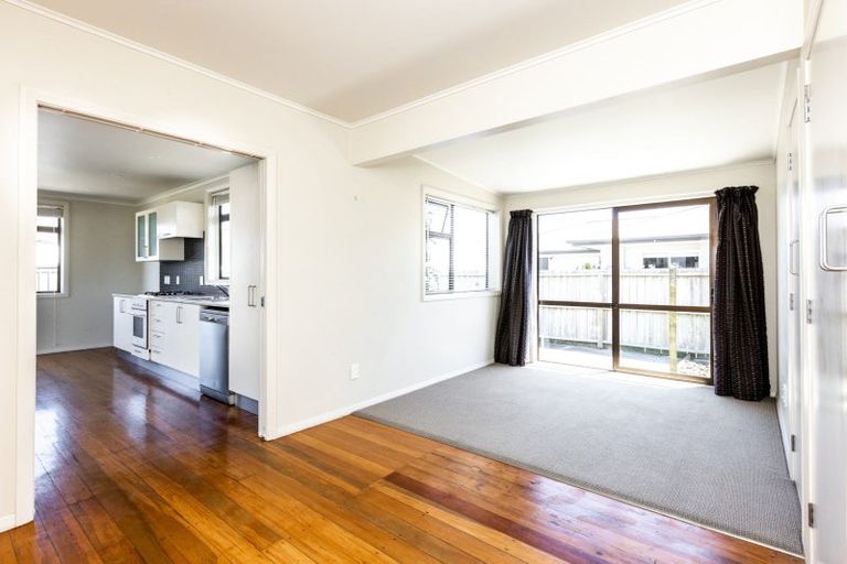 Photo of property in 8 Merton Crescent, Pirimai, Napier, 4112