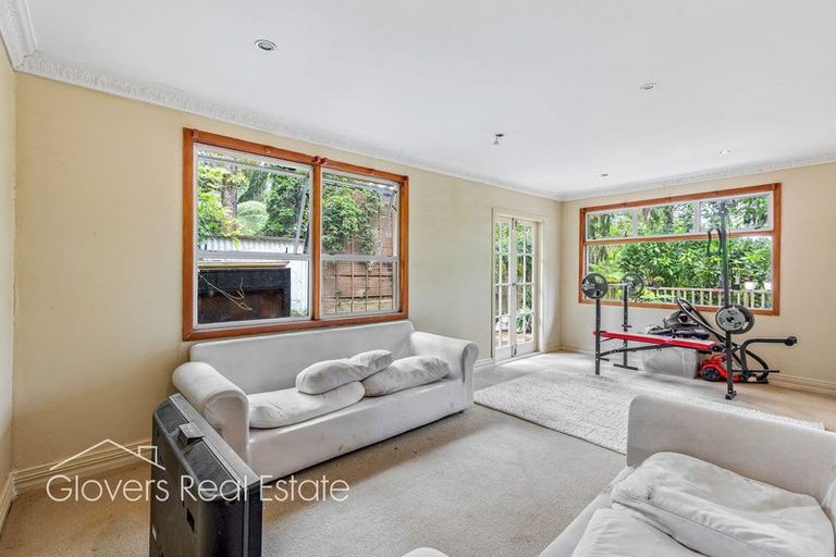 Photo of property in 5 Brownie Road, Laingholm, Auckland, 0604