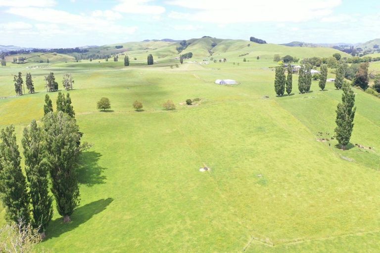 Photo of property in 912 Ngahape Road, Maihiihi, Te Awamutu, 3873