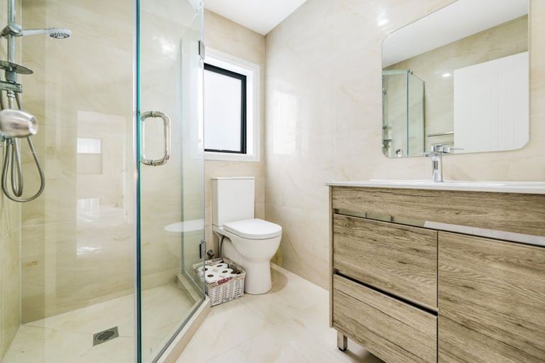 Photo of property in 538d Swanson Road, Ranui, Auckland, 0612