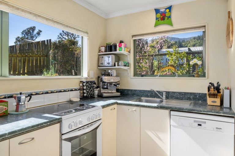 Photo of property in 87a Hampden Street, Picton, 7220