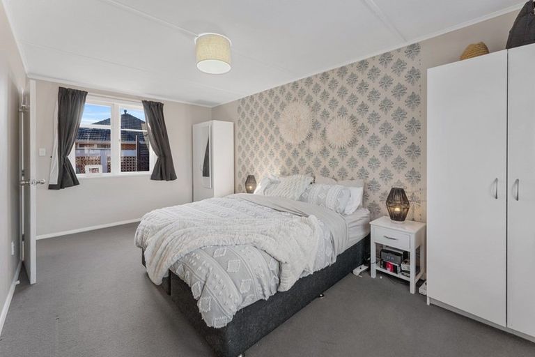 Photo of property in 14 Tararua Street, Trentham, Upper Hutt, 5018