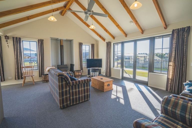 Photo of property in 59 Orbell Crescent, Te Anau, 9679