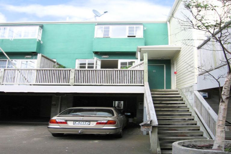 Photo of property in 35 Little George Street, Thorndon, Wellington, 6011