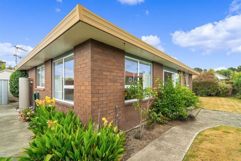 Photo of property in 1/12 Glenbyre Place, Bromley, Christchurch, 8062