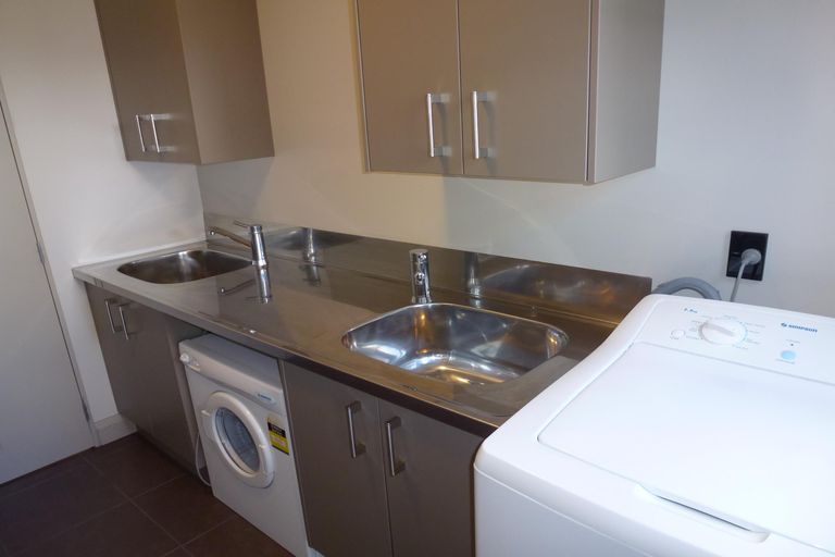 Photo of property in 430 College Street, Hokowhitu, Palmerston North, 4410