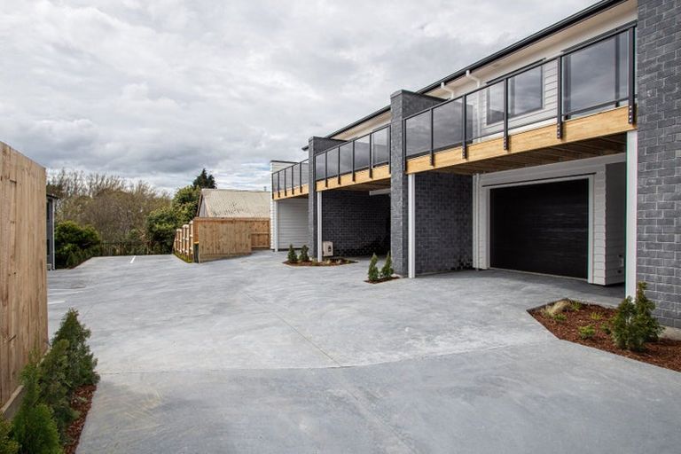 Photo of property in 8/10 Charlemont Street, Whitiora, Hamilton, 3200