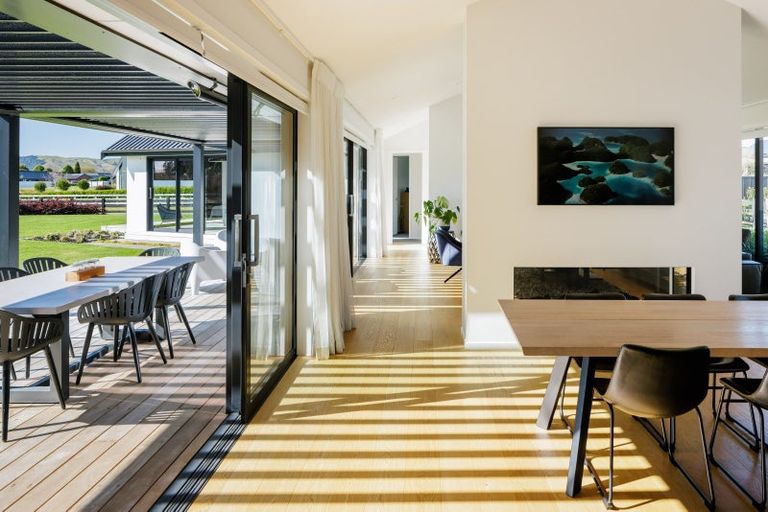 Photo of property in 10 Moemoea Place, Cambridge, 3434