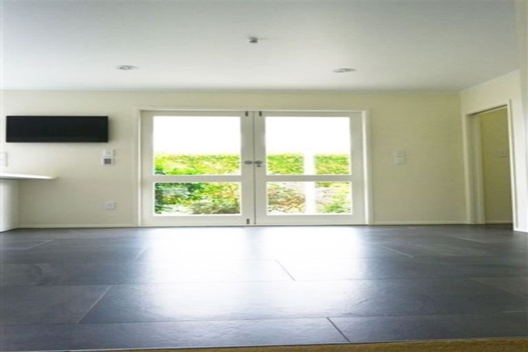 Photo of property in 9 Yacht Place, Bucklands Beach, Auckland, 2012