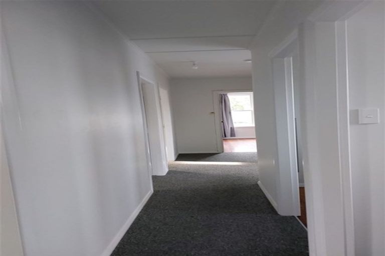 Photo of property in 33 Railway Crescent, Masterton, 5810