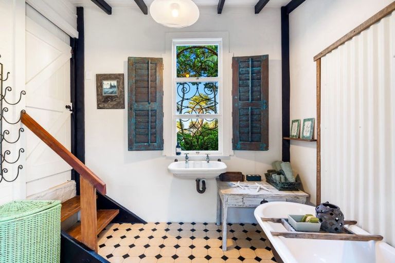 Photo of property in 10 Grange Road North, Haumoana, 4102