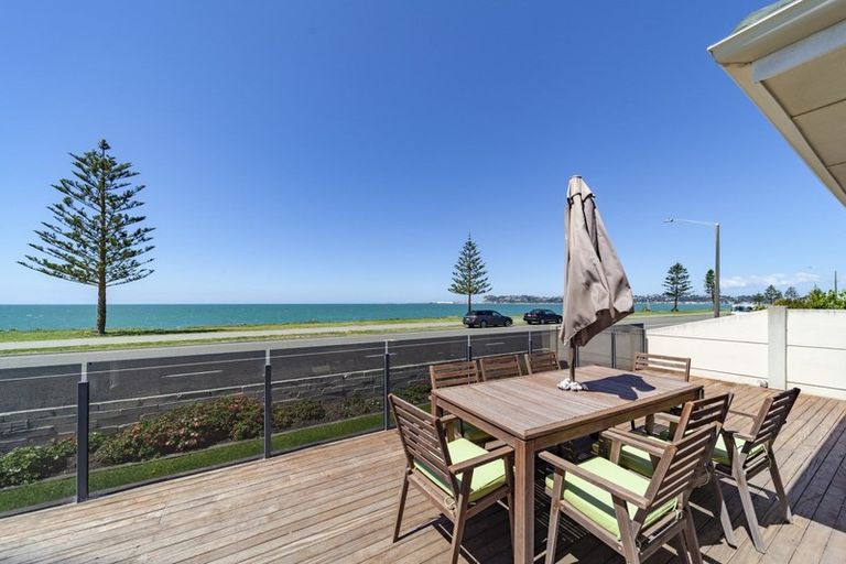 Photo of property in 82 The Esplanade, Westshore, Napier, 4110