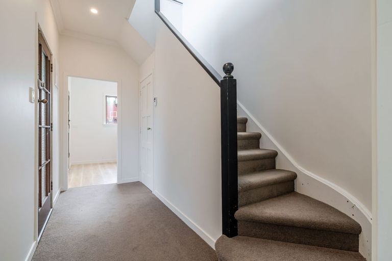 Photo of property in 38 Savage Crescent, West End, Palmerston North, 4412