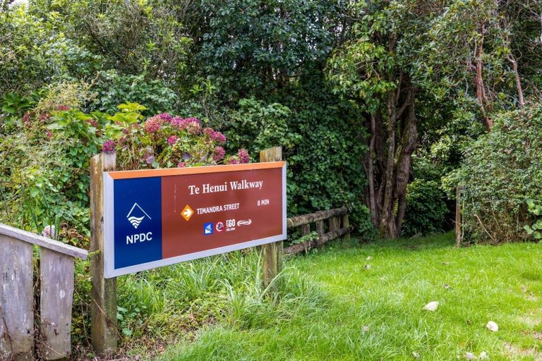 Photo of property in 13 Tokomaru Street, Welbourn, New Plymouth, 4312