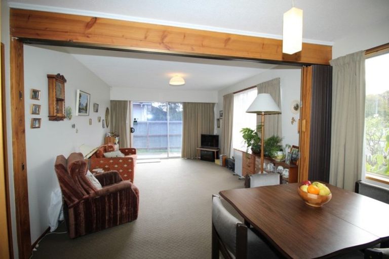 Photo of property in 1/516 Linwood Avenue, Woolston, Christchurch, 8062